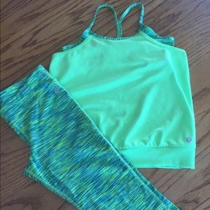 Girls 10/12 matching set quick dry Capri/tank
